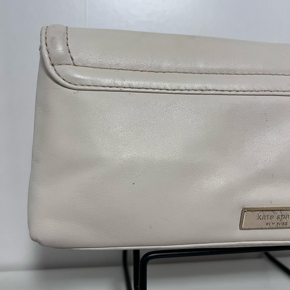 Kate Spade Keira Chelsea Park Cream Leather Clutch Black Bow - Picture 5 of 13